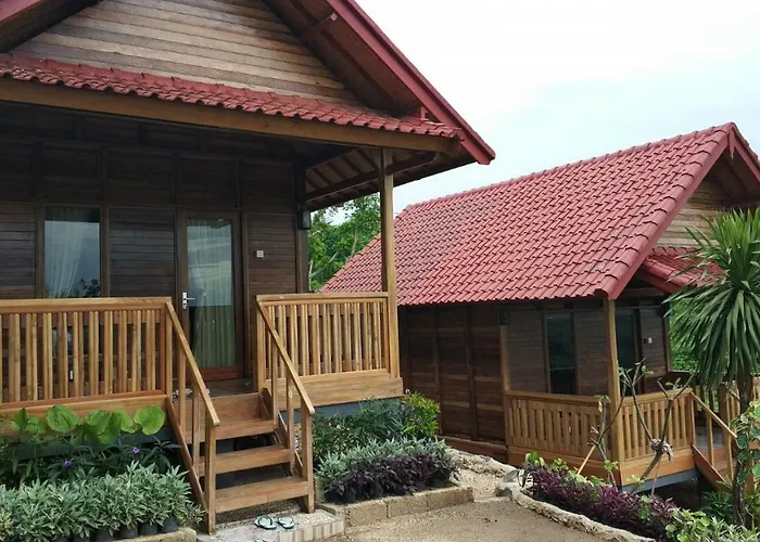 Ampel Hill Homestay ホリデーパーク ヌサペニダ