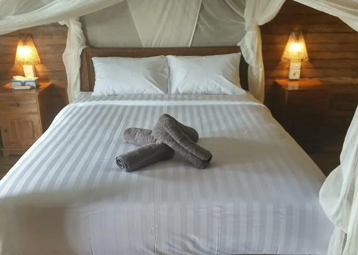 Ampel Hill Homestay 2* ヌサペニダ